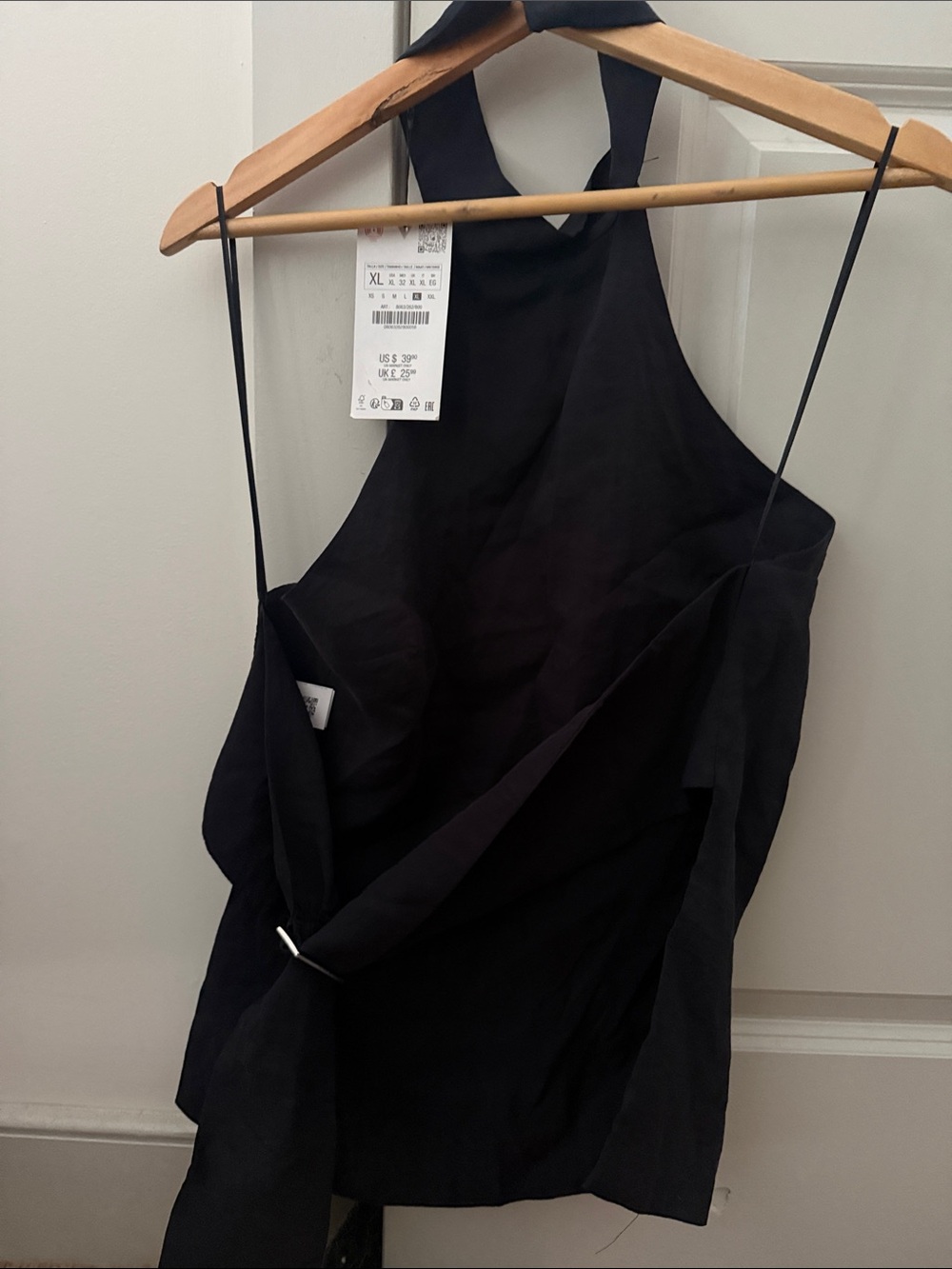 ZARA Black backless / tie-back halter top XL